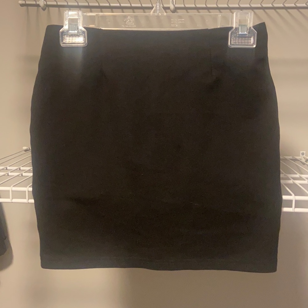 NWOT By The Way Black Stretch Zipper Mini Skirt XS